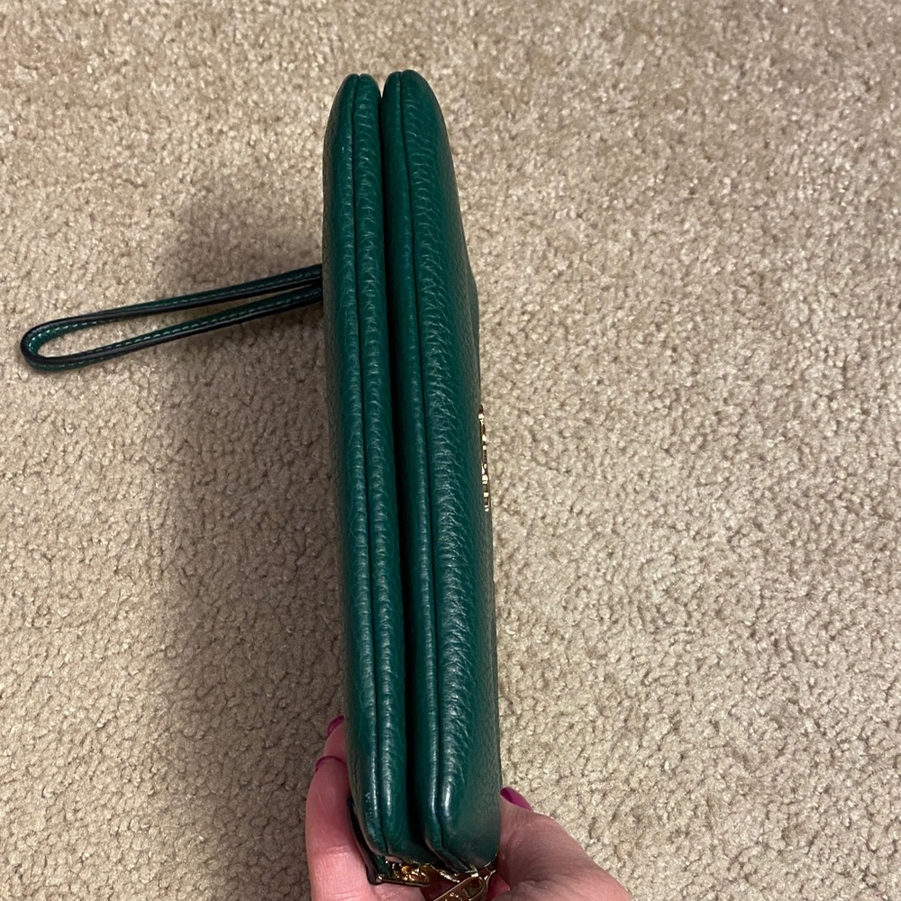 Coach Forest Green Leather Wristlet - Picture 5 of 6